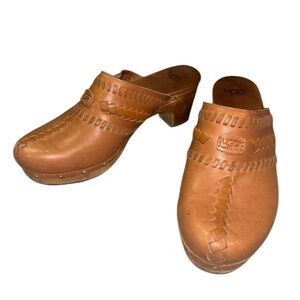 UGG Women's Tan Leather Clogs